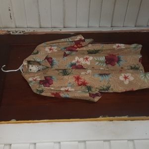 Banana Cabana sz M Hawian button down shirt 100% silk
